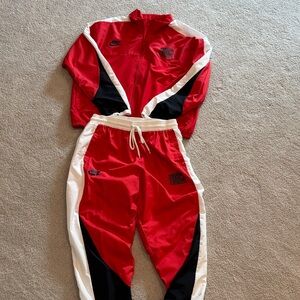 Nike Men’s  Force Res and Black Tracksuit